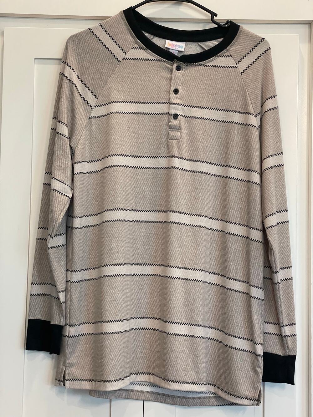 NWT LulaRoe "Mark" Henley taupe white black Small